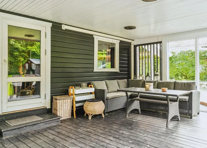 Araminta - 800m From The Sea By Interhome